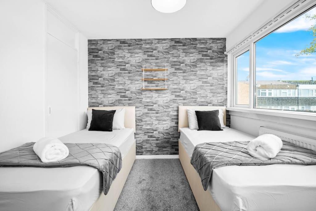 Jlr,Nec,B'Ham Airport,Entire House,Wi-Fi,Netflix Villa Birmingham Dış mekan fotoğraf